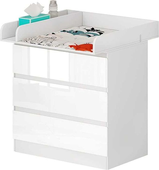 Stół do przewijania z białym blatem na komode