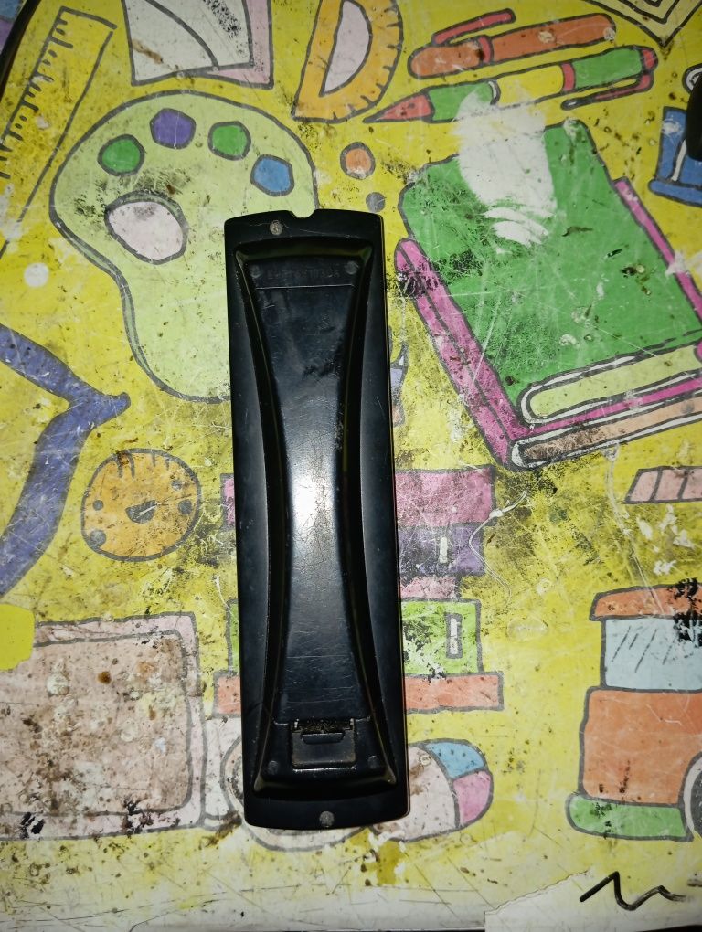 Pilot z telewizora Panasonic tx-32le7fa