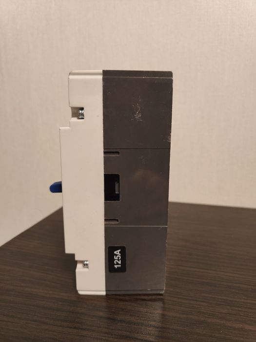 Автомати постійного струму TOMZN 125А