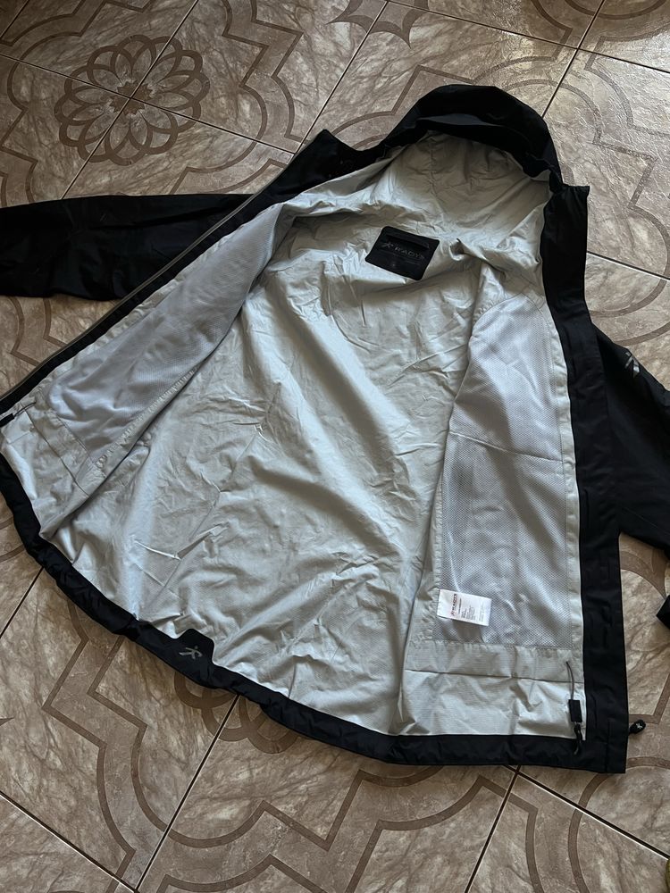 Вітровка R’adys Gore-tex