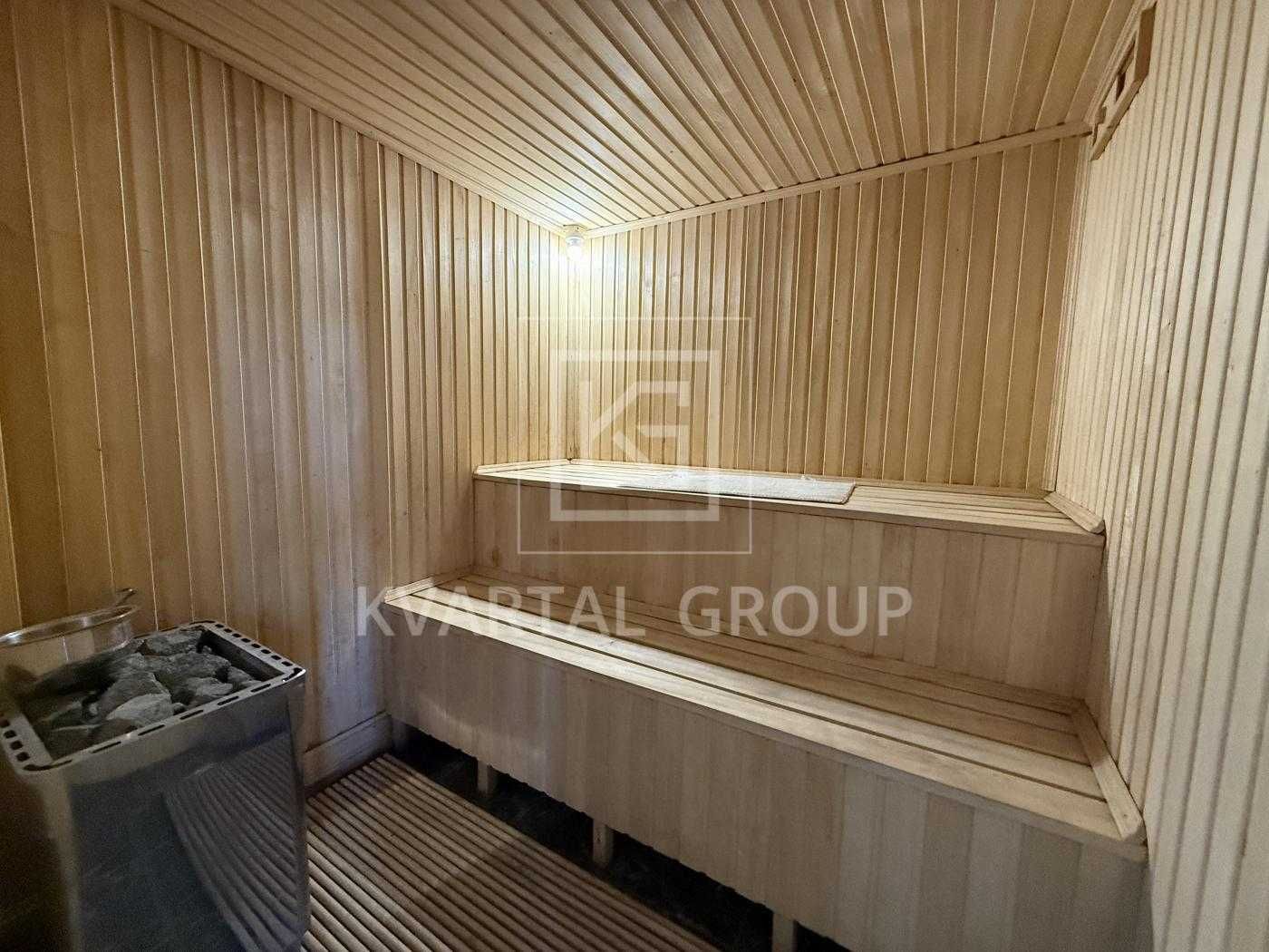 РОЗКІШНИЙ будинок в Елітному КМ 290000$