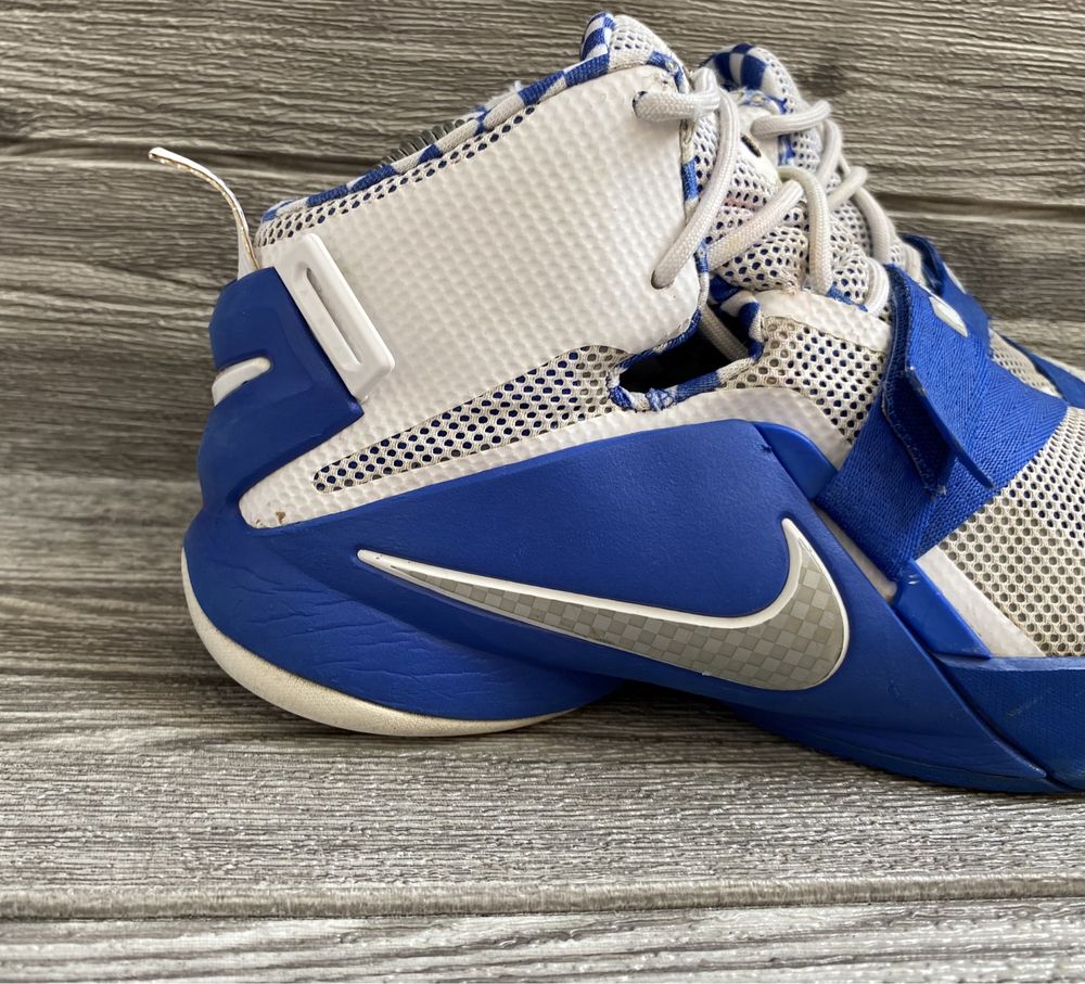 Nike Lebron Soldier IX 9 PE, rozmiar 38.5, stan bardzo dobry