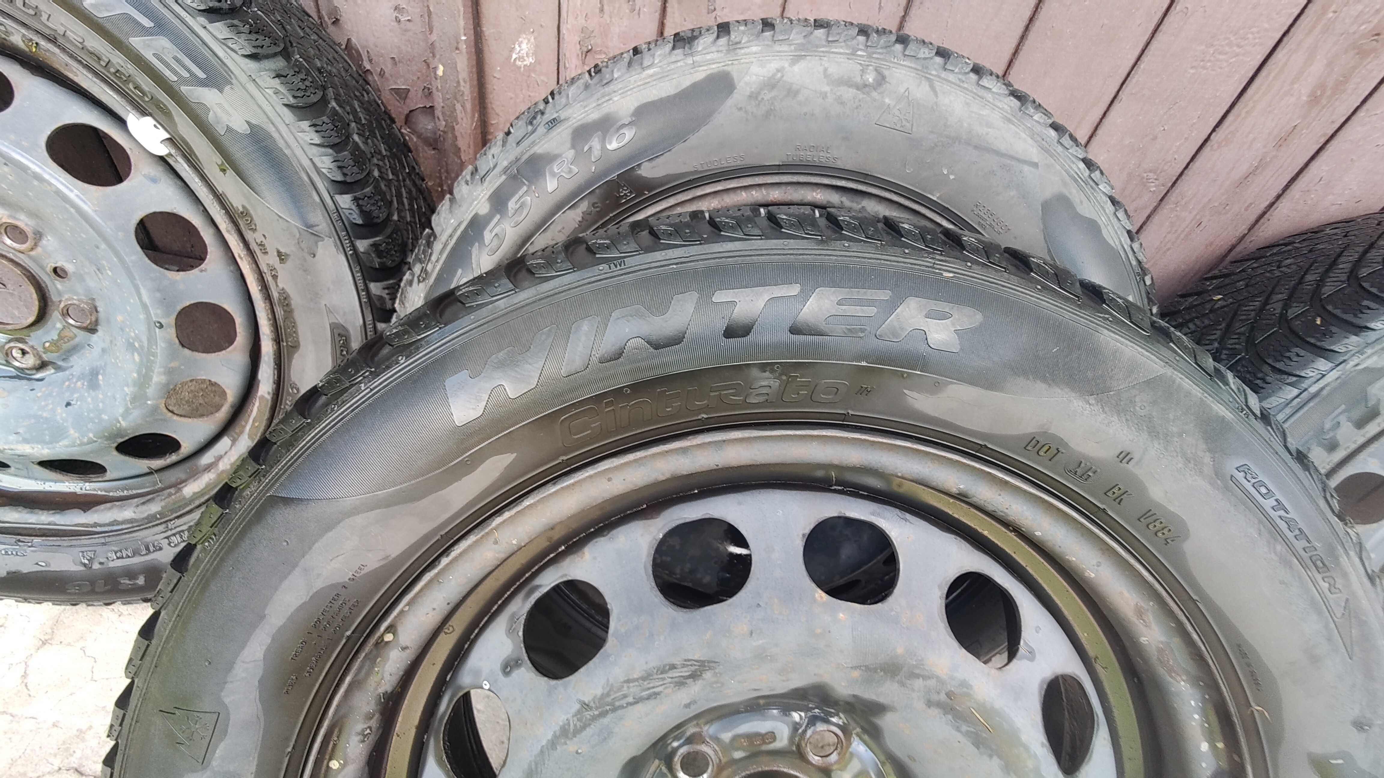 Koła zimowe Pirelli Winter 205/55/R16 91/T używane.