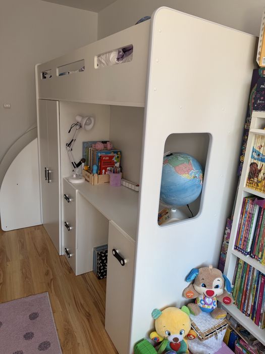 Łóżko piętrowe Zuzia z biurkiem i szafa w zabudowie 200x80