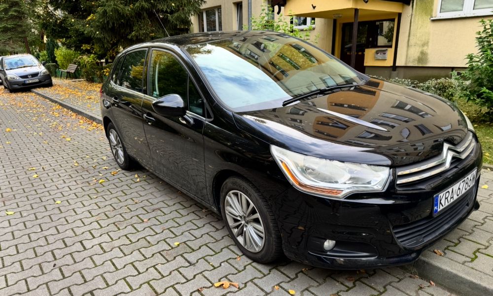 Citroen C4 Lift 1,6 PRYWATNY - nie firma łańcuch opony wielosezonowe