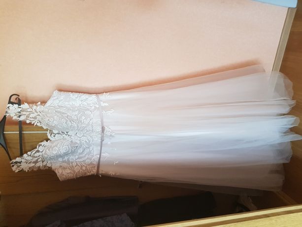 Продам свадебное, выпускное платье