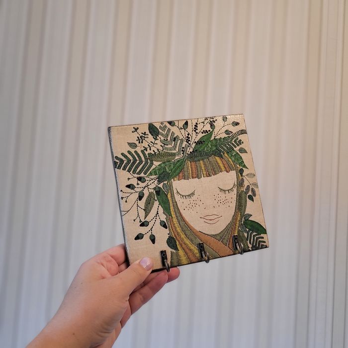 Wieszak na klucze ręcznie robiony w technice decoupage