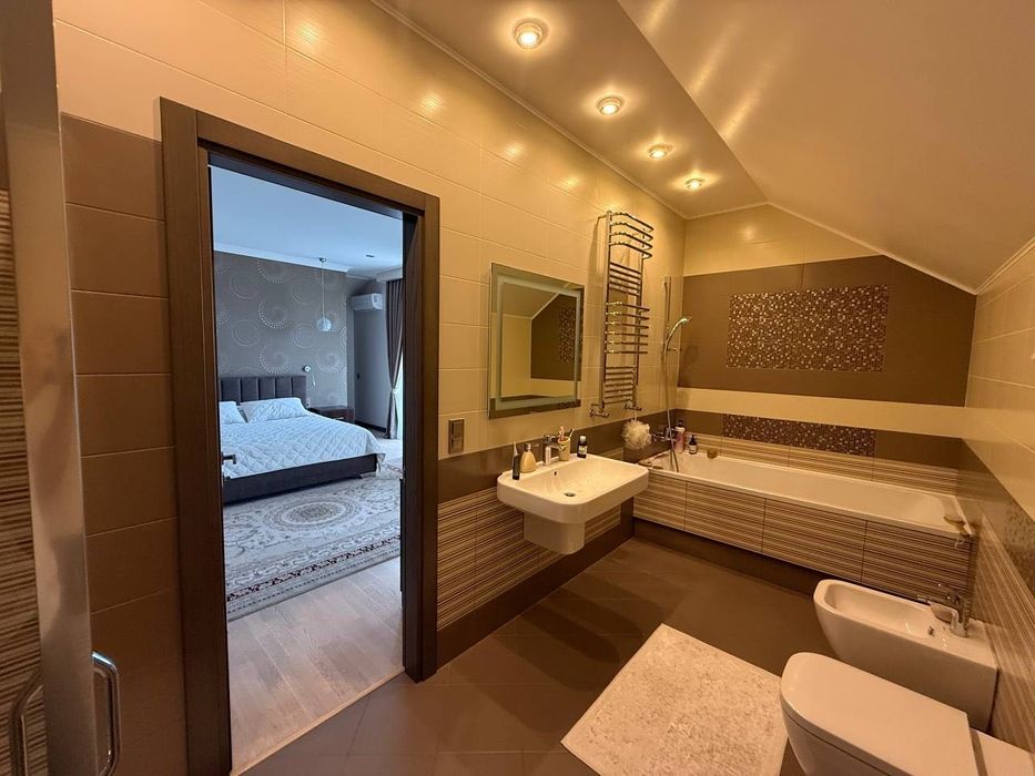 Продам Дом 5 ком 20 сот земли Левый Берег Левобережный Обуховка