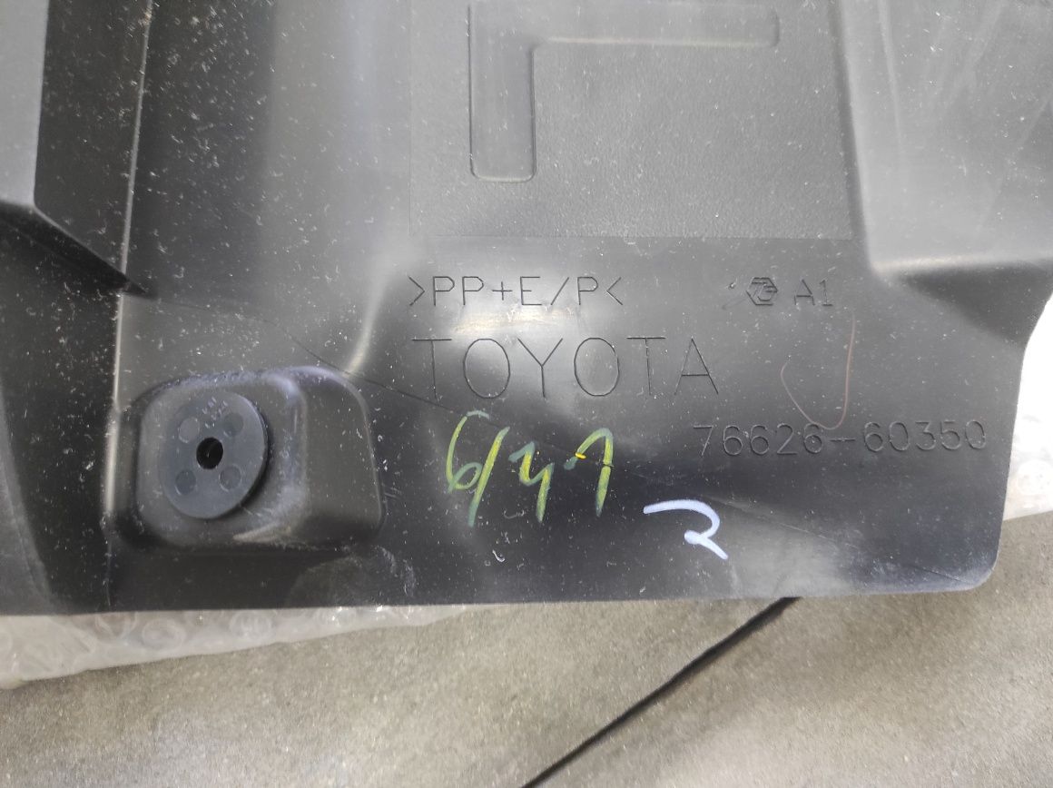 Тойота 200 бризговики , оригінал