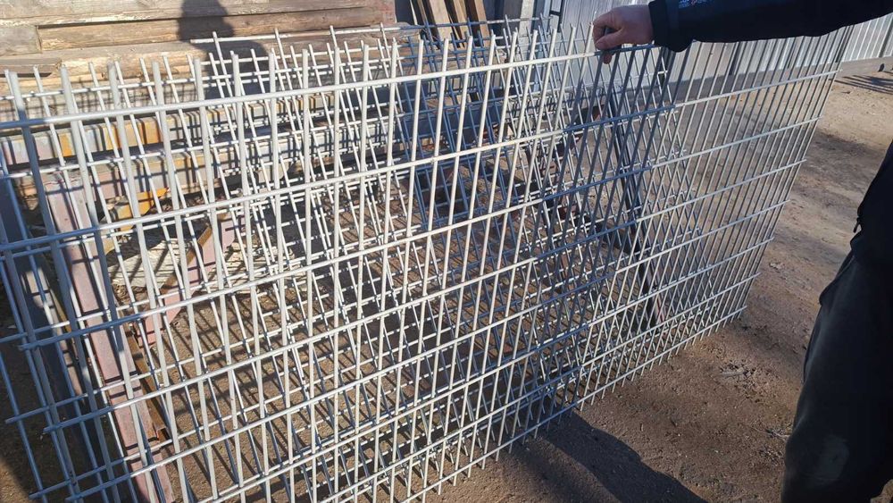 Сітка, секції, паркан, огорожа, вольєр (круг 8)