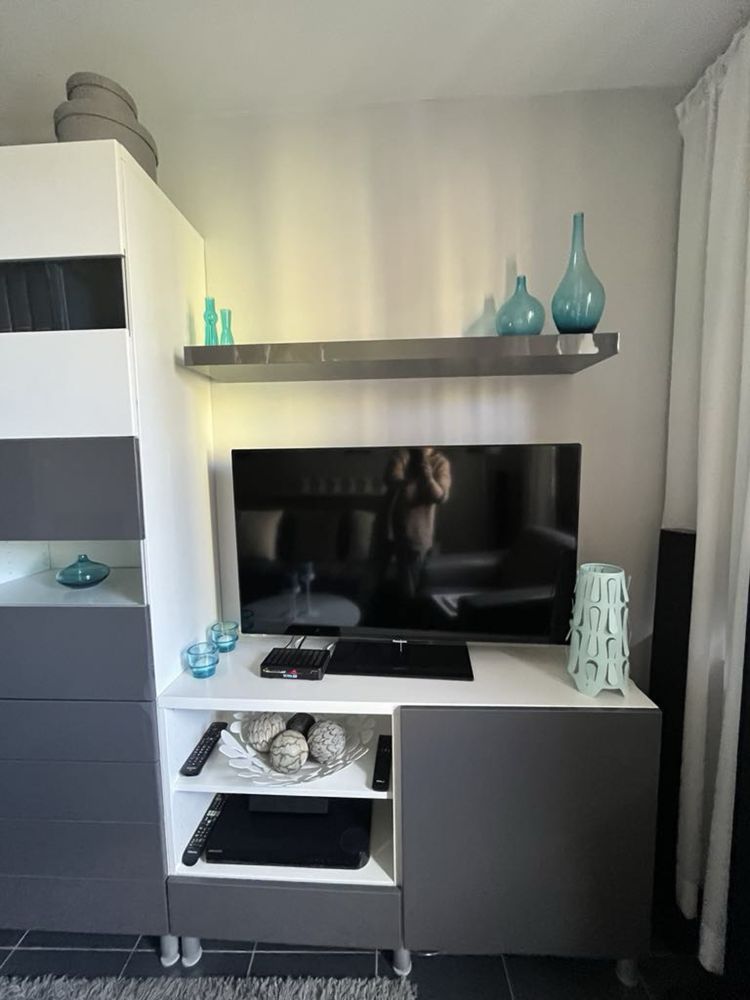 Witryna oraz szafka-Ikea