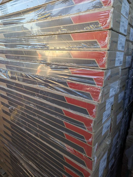 Okazja do 50% Taniej Panele Laminowane 250m2 Dąb
