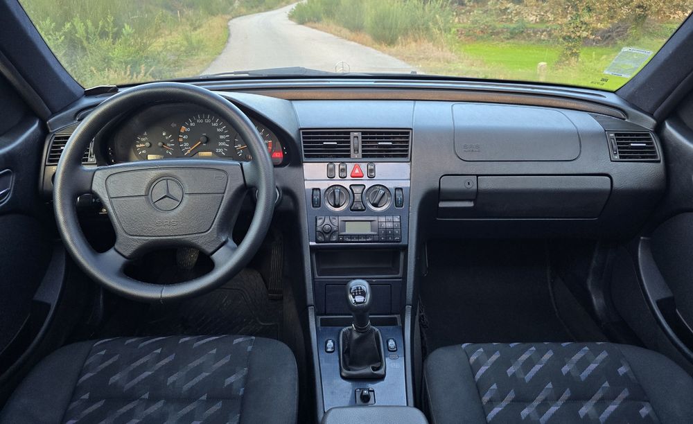 Mercedes C250 2.5 Turbo 150cv