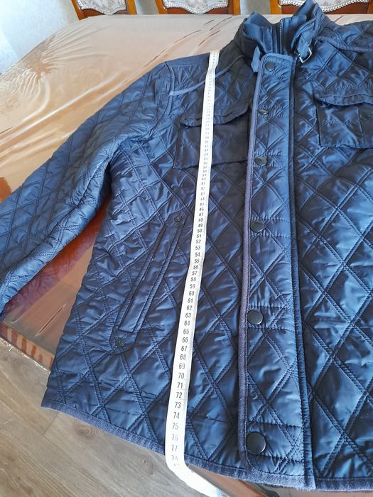 Продам мужскую куртку.