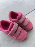 Adidaski Martes 25