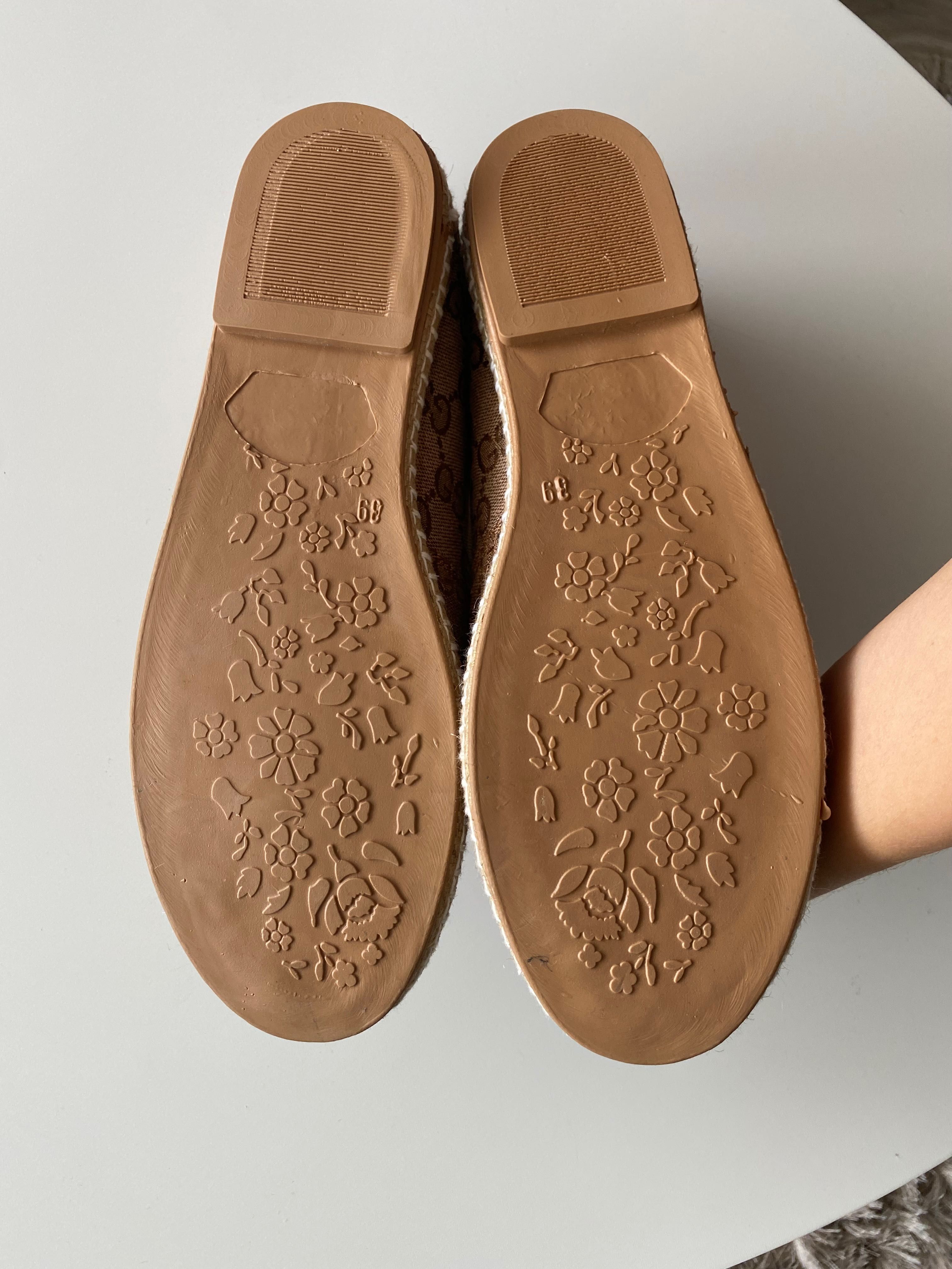 Mokasyny espadryle beżowe brązowe Gucci 24 cm modne wygodne letnie