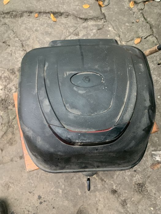 Кофр для мопеда Мустанг фіт 125 ціна 400 гривень