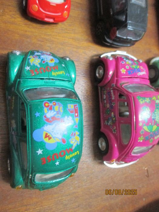 12 carros miniaturas