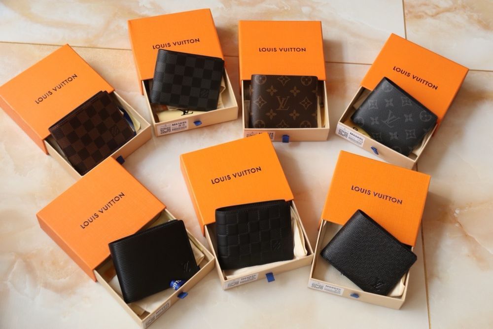 Кошелек Louis Vuitton кожаный мужской черный