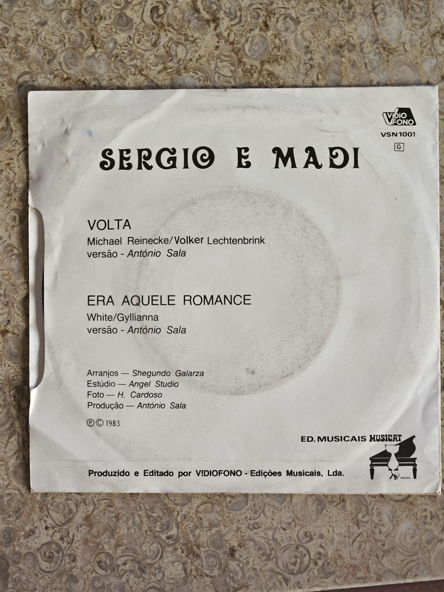 LPs singles Babe, Kelly Marie, José De Sousa, Sérgio E Madi
