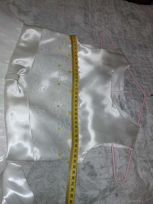 Святкова сукня для дівчинки