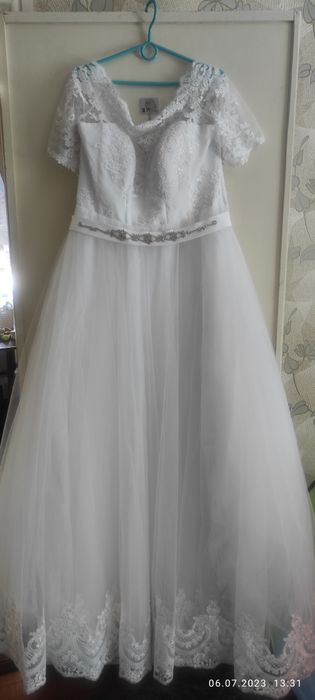 Весільна сукня нова без використання