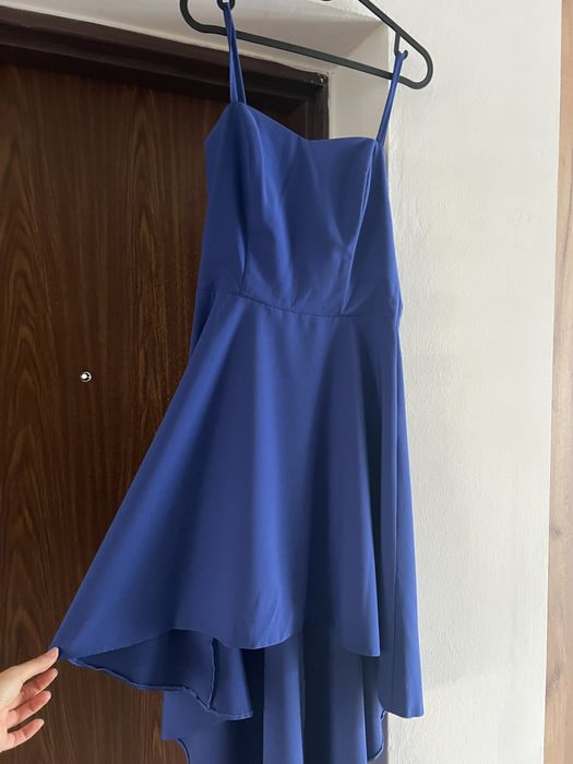 Piękna elegancka sukienka