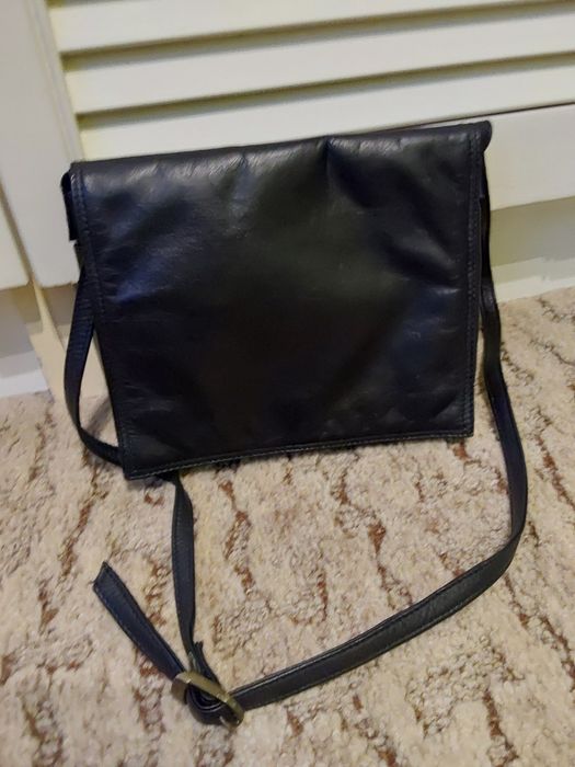 Torebka damska Skórzane listonoszka Nowa bez metki