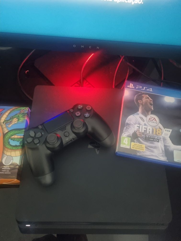 Ps4 slim - Ler anúncio