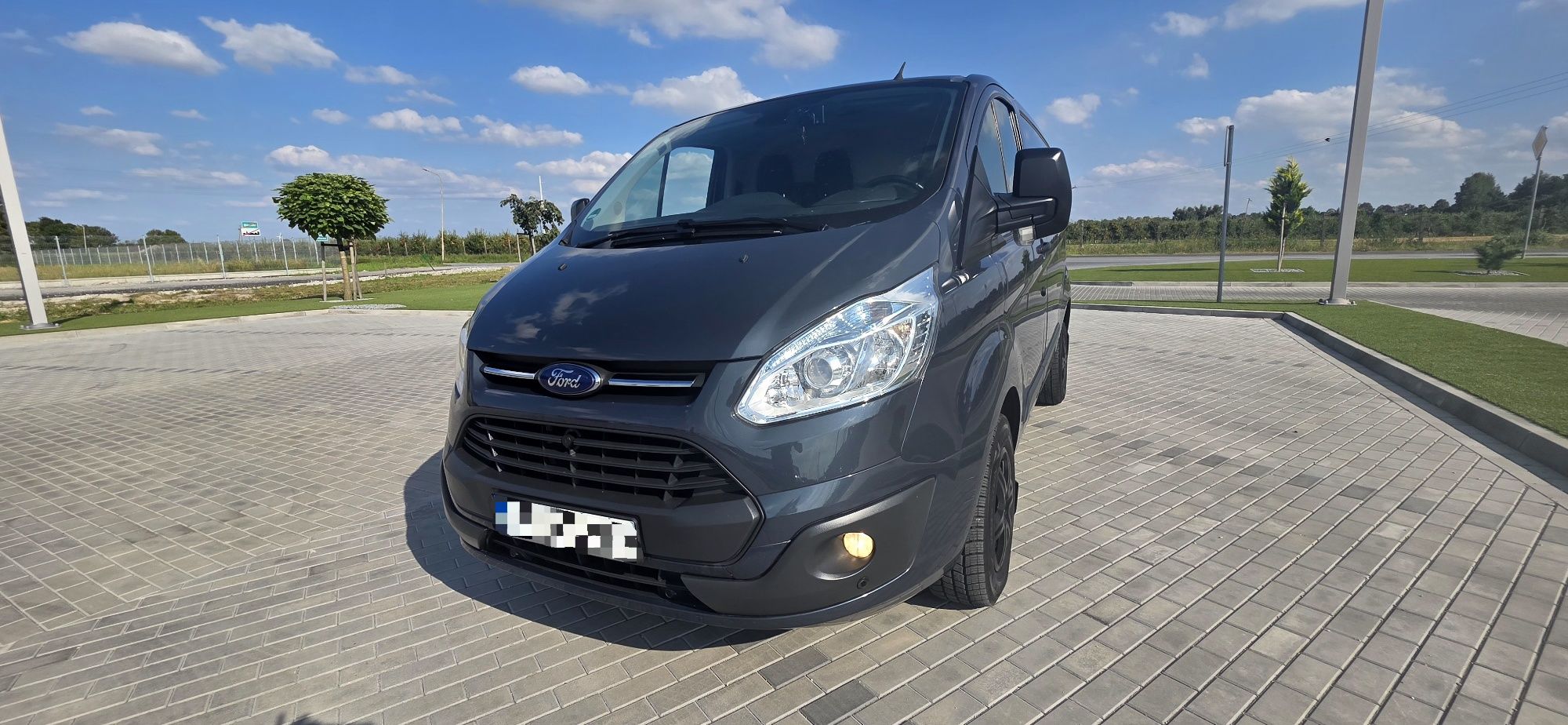 Ford Transit Custom 2.2 .125Km..2014r.zadbany ,186 tys .świeżo sprowa.