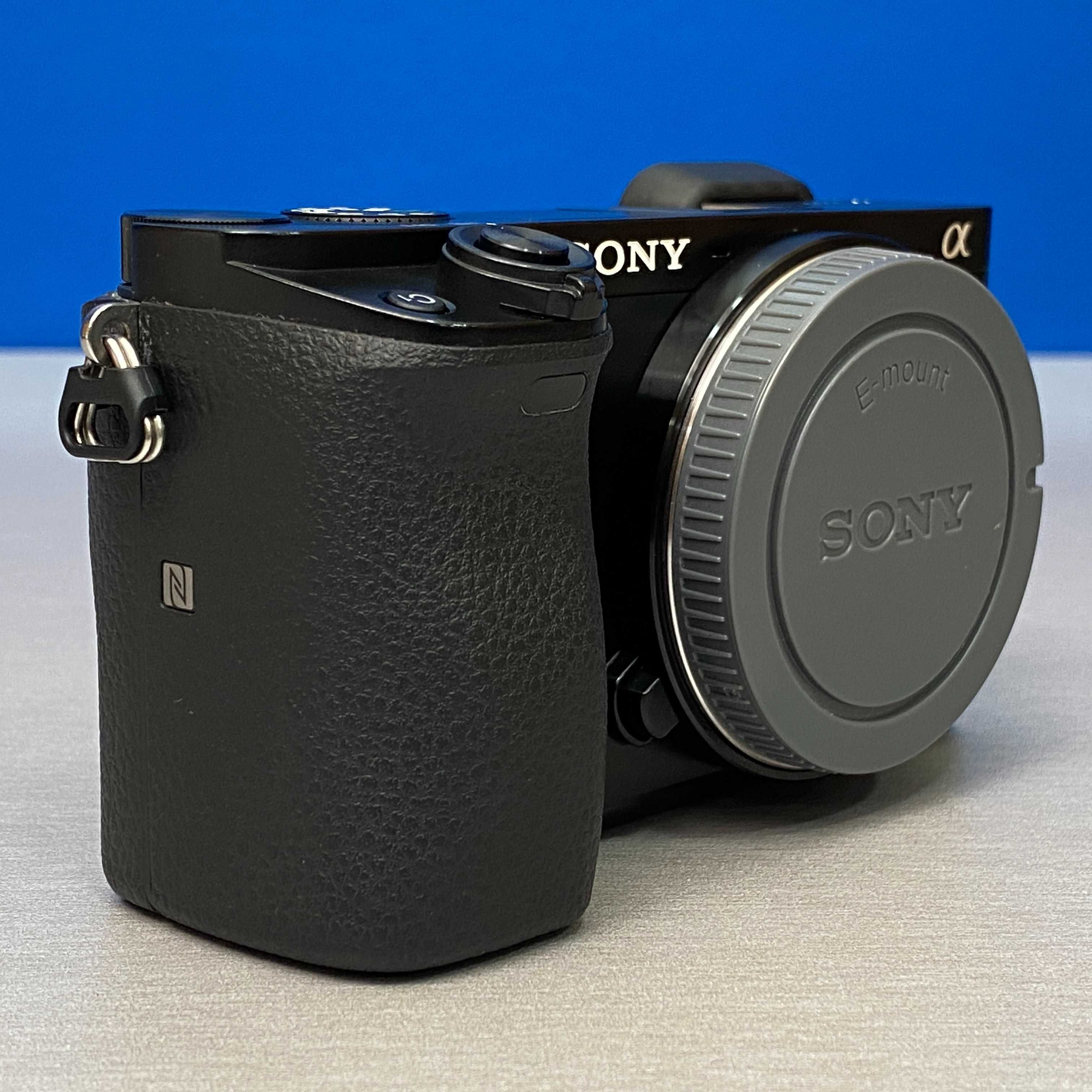 Sony Alpha A6000 (Corpo) - 24.3MP
