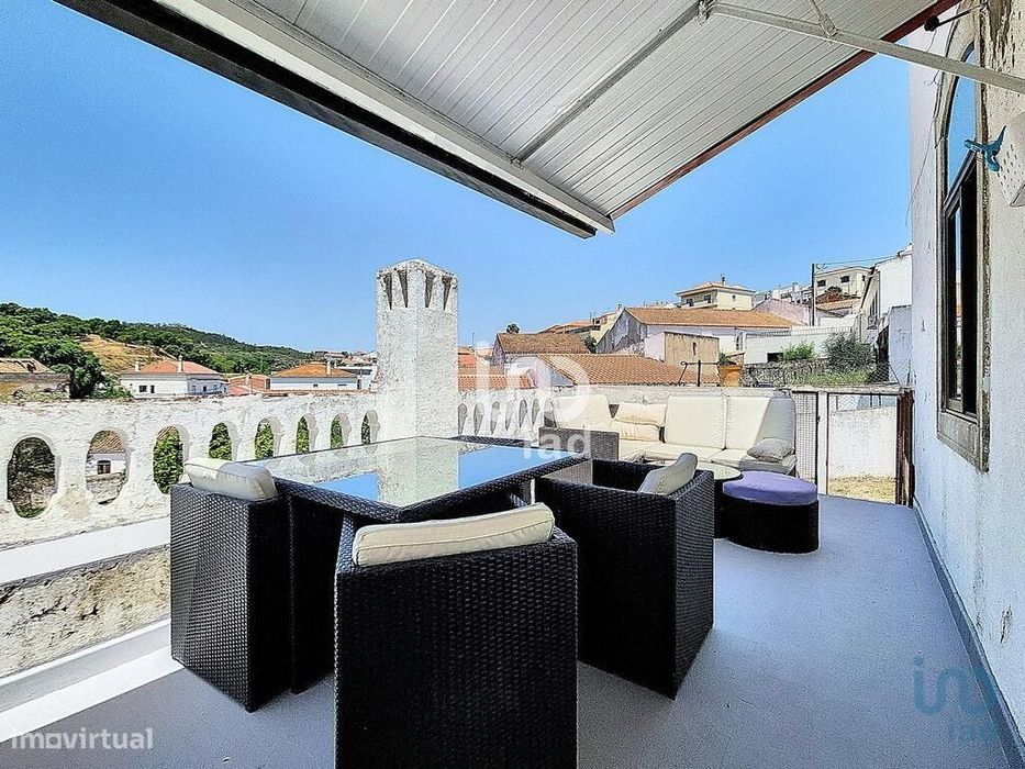 Casa / Villa T6 em São Marcos da Serra de 118,00 m2