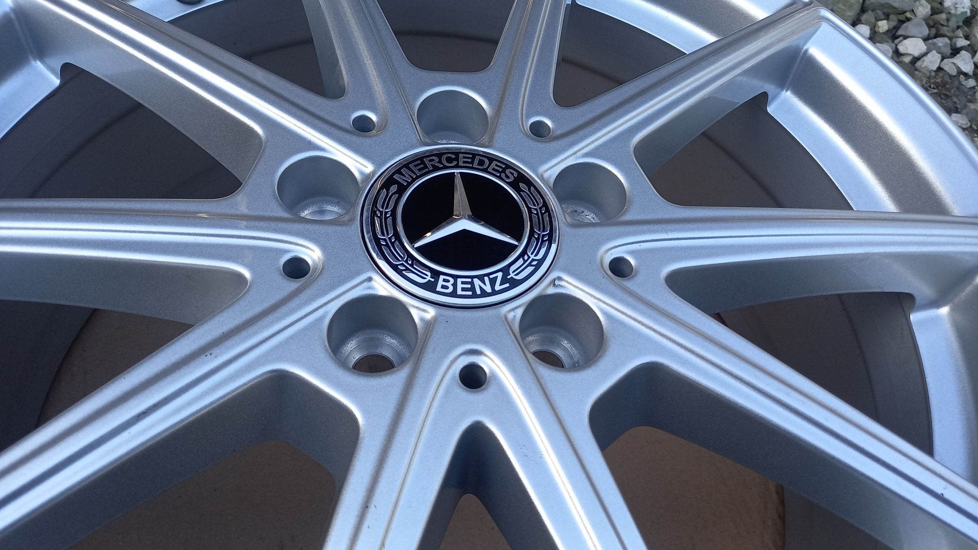 Nowe Oryginalne Felgi Mercedes 5x112 18" 7,5J ET 52,5 4 sztuki