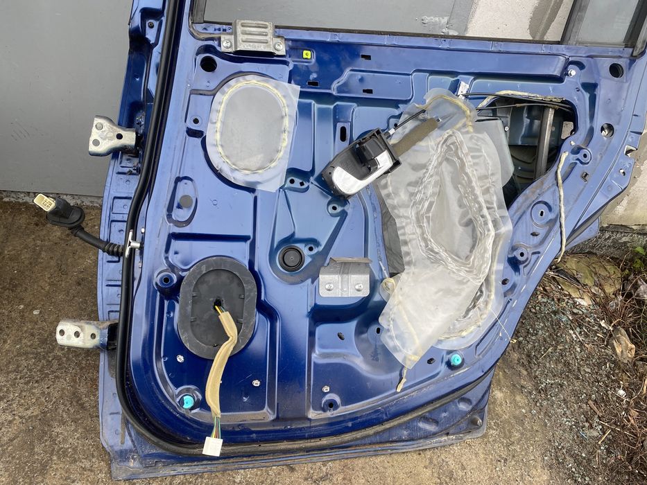 Galant 9 правая дверь 03-12 галант 9 дверь