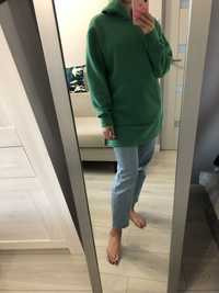 Zielona dłuższa bluza oversize