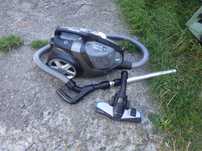 PowerPro Ultimate Odkurzacz bezworkowy FC9921