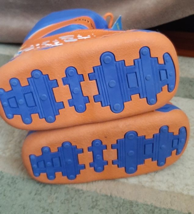 Продам снегоходы, Snow boots, 22 см