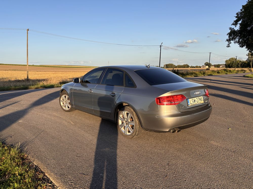 Audi a4 b8 211 km