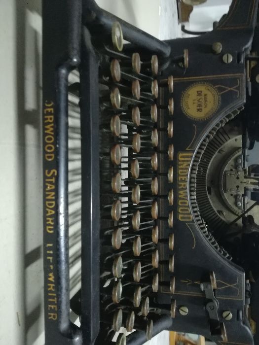 Máquina de escrever Underwood - 1917
