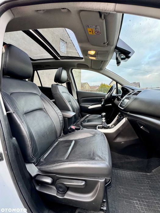 Suzuki SX4      2014