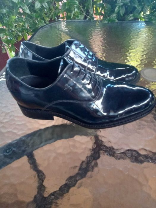 Buty ze skóry guiro magg lakierowane rozmiar 44