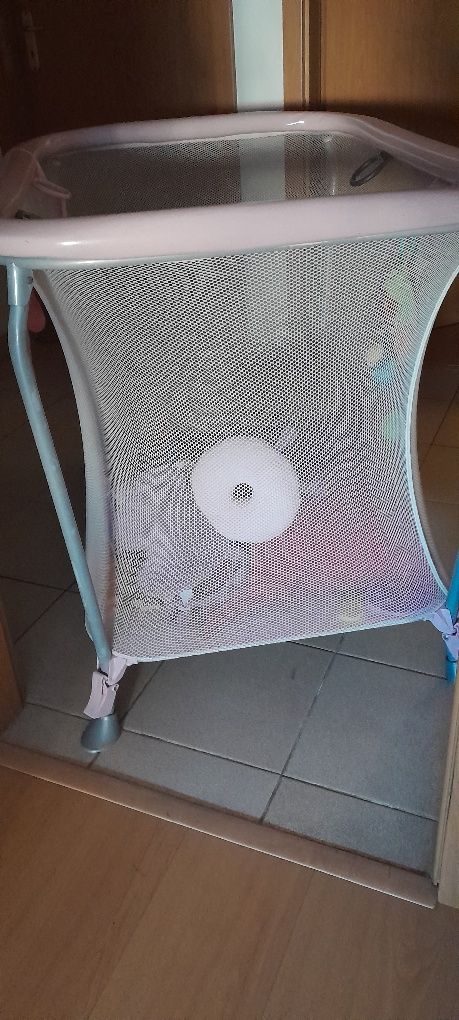 Parque infantil  com protecção