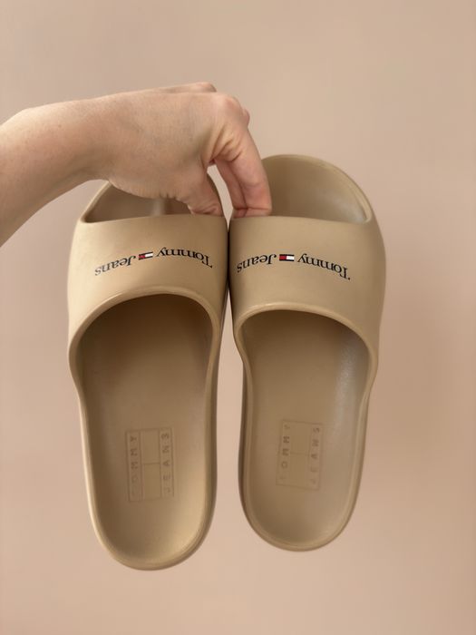 Жіночі шльопки Tommy Hilfiger Jeans