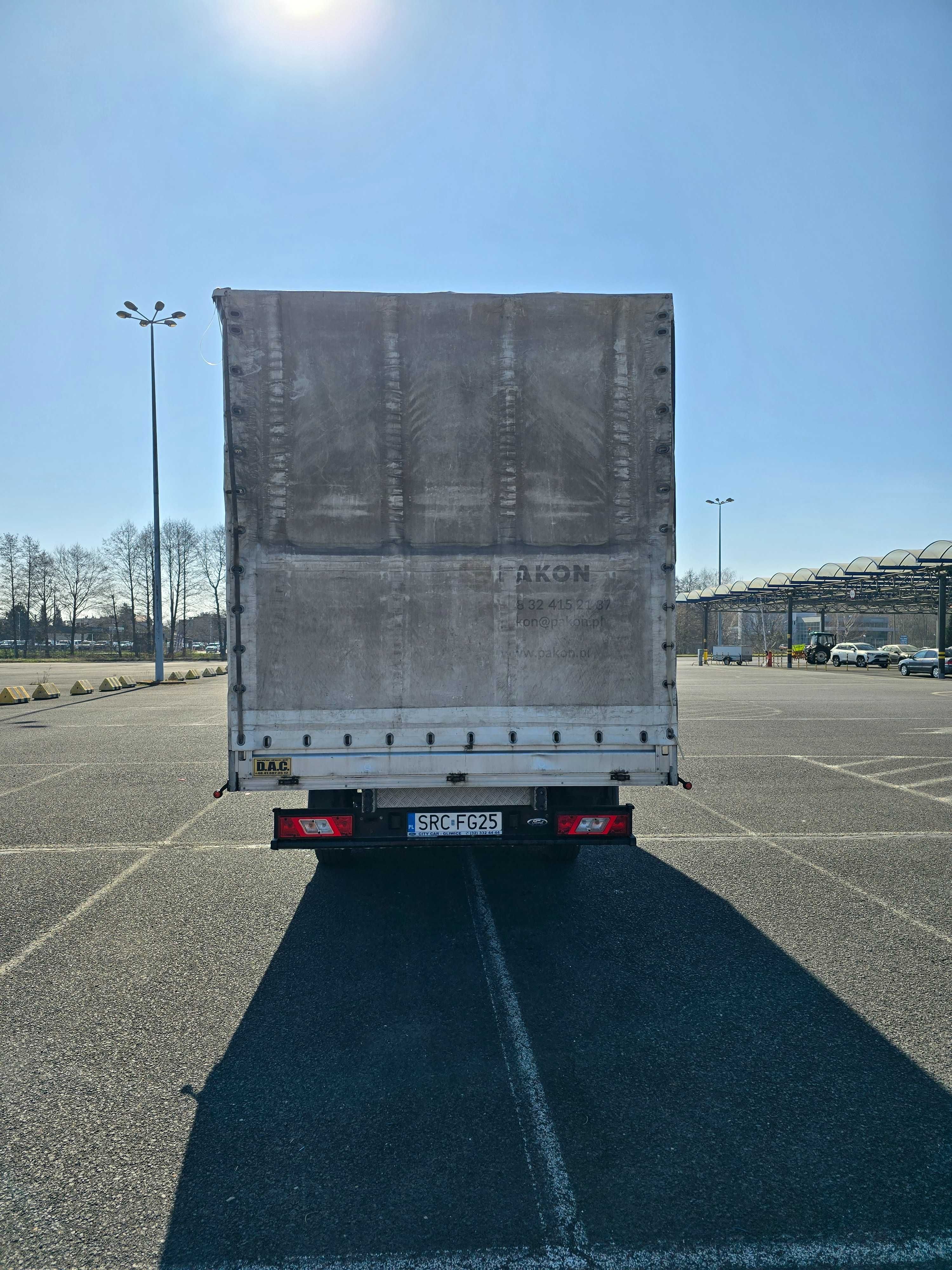 Ford Transit - plandeka - z niskim przebiegiem