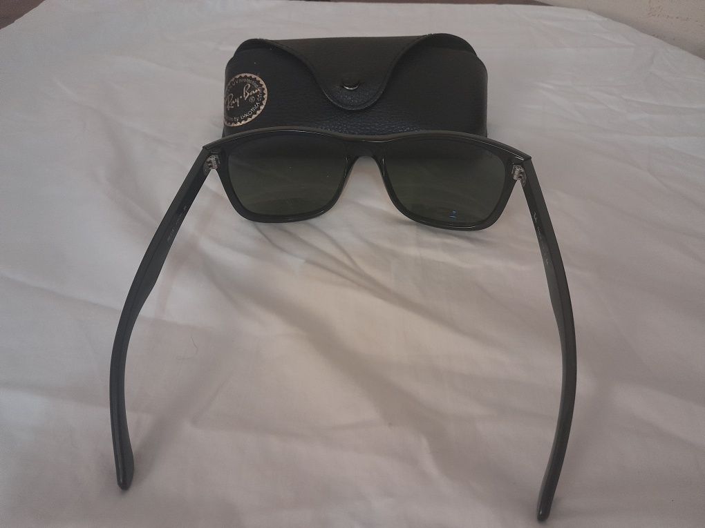 Óculosde sol  Ray ban 4181