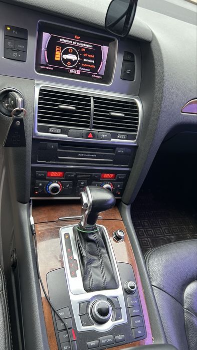 AUDI Q 7 2012 рік 3.0 дизель