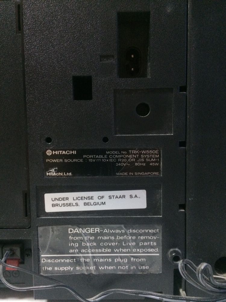 HITACHI Stereo Sound model TRK-W550E