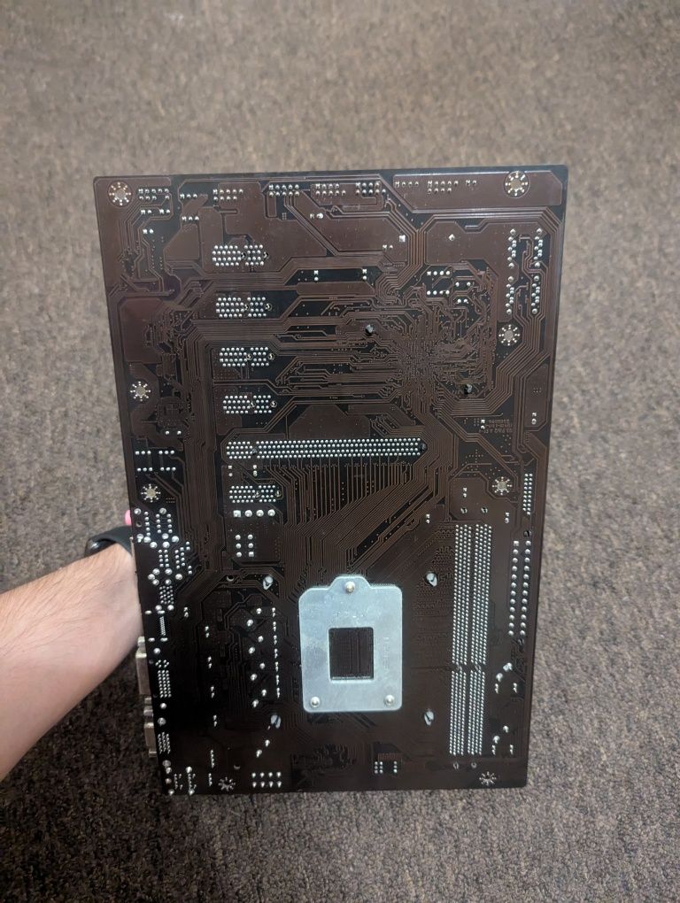 Комплект 1150 Colorful CF-H81A-BTC, Intel core i3 4170 , RAM 4GB