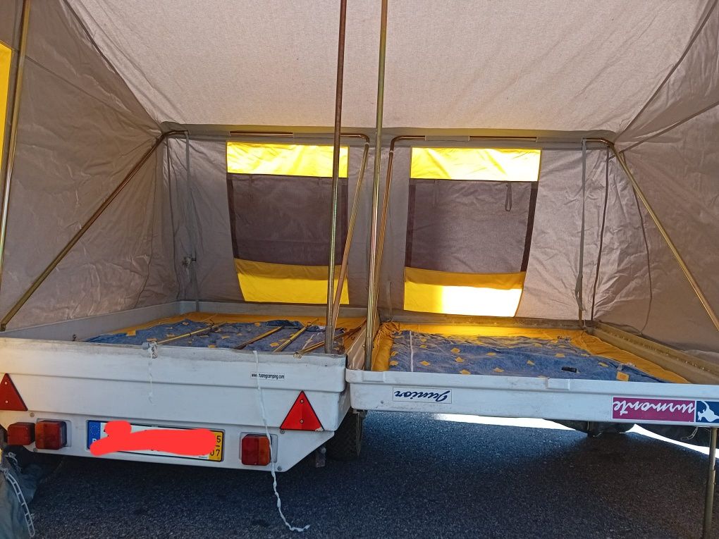 Atrelado tenda com 2 quartos e sala