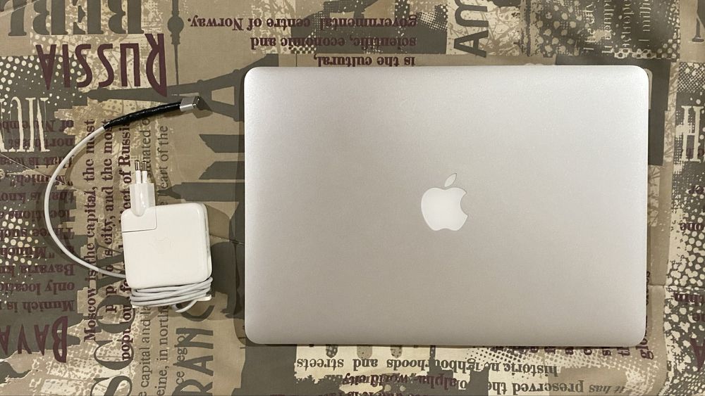Продаю MacBook Air 2013 256gb